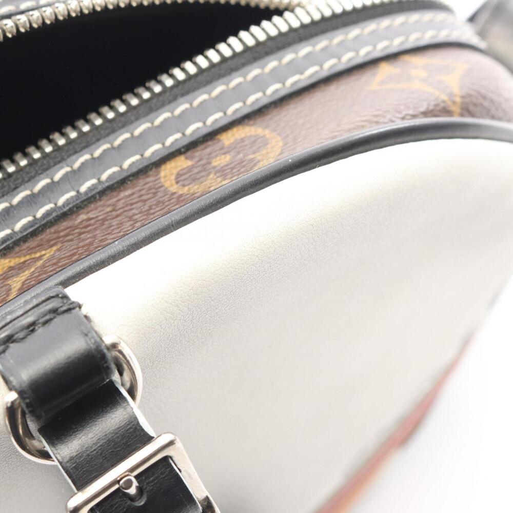 LOUIS VUITTON Authentic Brown Leather Shoulder Bag - Picture 6 of 10